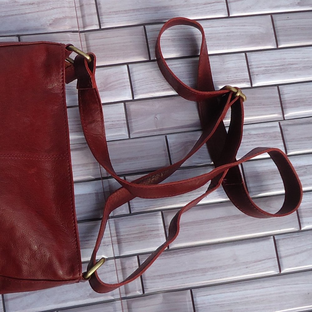 ESTALON genuine leather crossbody bag. - Picture 12 of 16